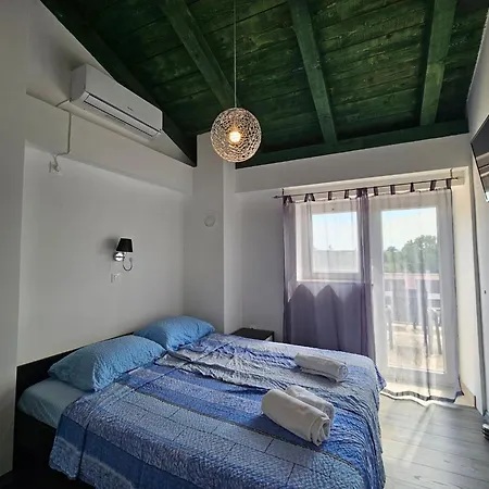 Ferienhaus Kate By Interhome